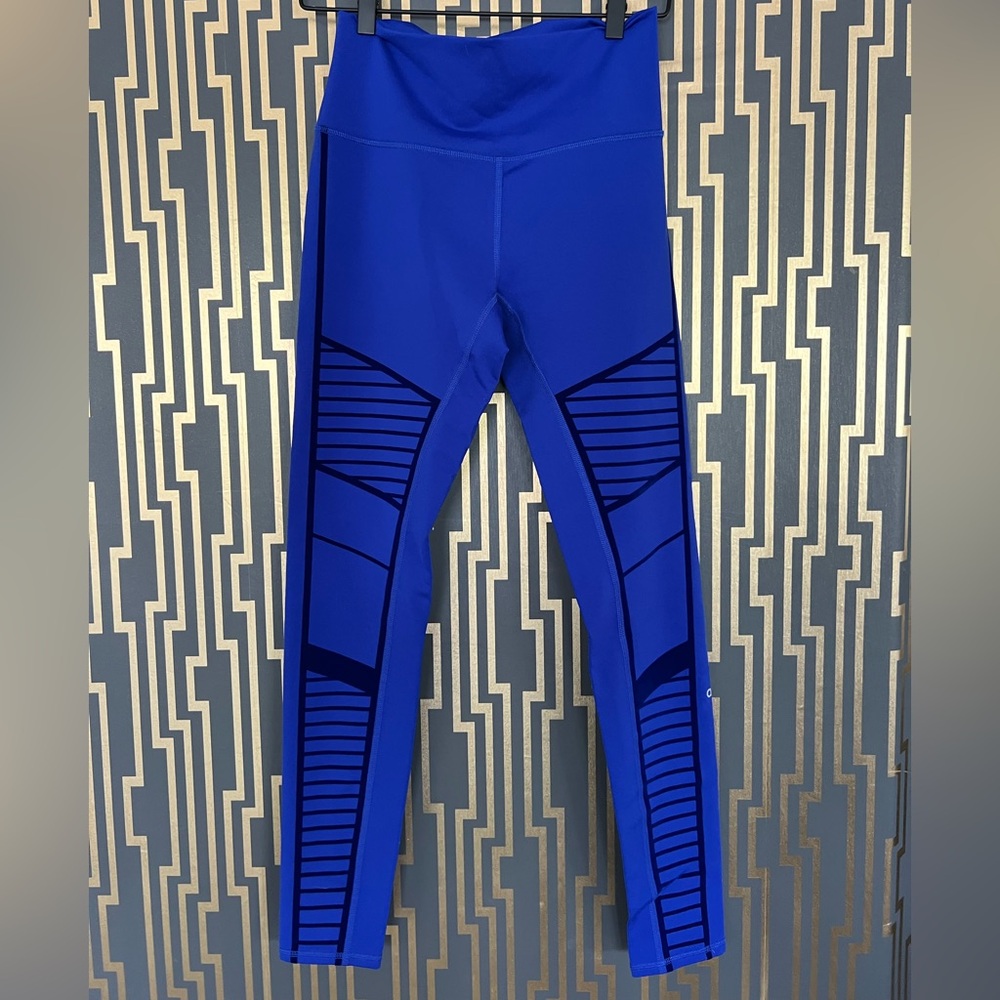 NWOT ALO leggings
